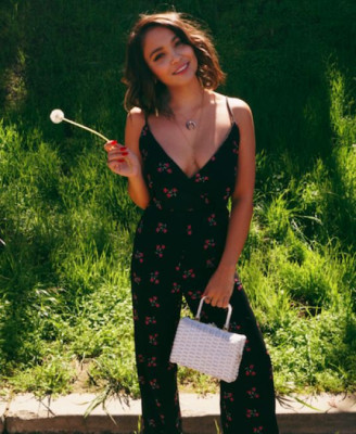 Stella Hudgens pic #1022207